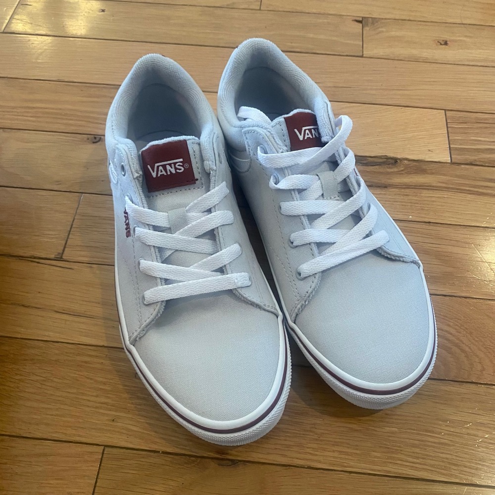 Vans Seldan Youth Kids Skate Shoes Size 4.0 Grey NIB - Picture 2 of 3